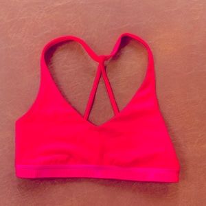 Under Armour hot pink sports bra